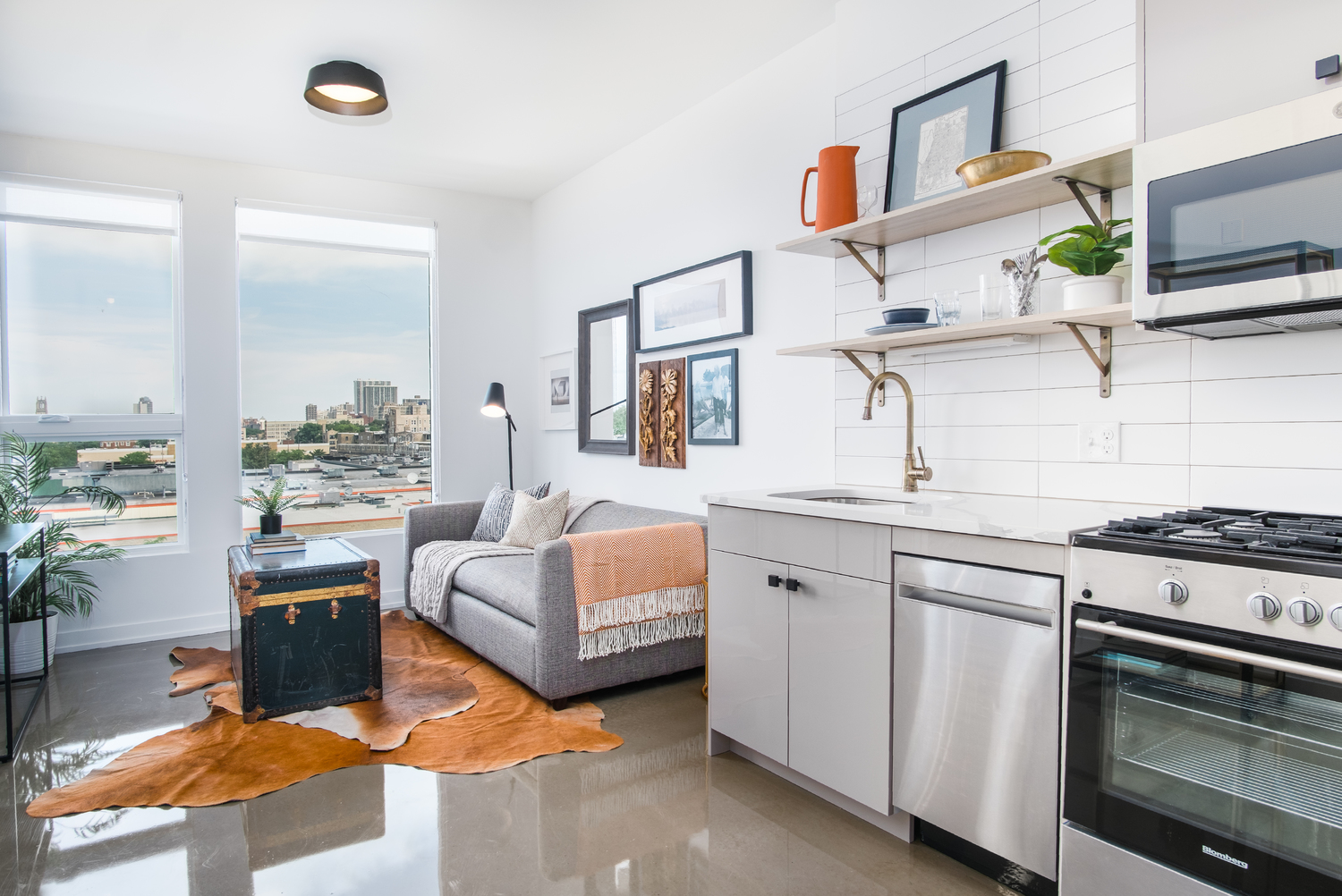 1 Bedroom Uptown Apartment