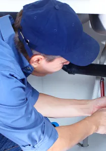 What to do if your Chicago landlord doesnt make apartment repairs Banner