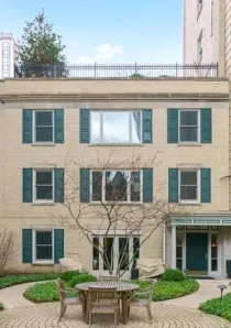 coach houses for rent in chicago
