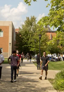 students walking on campus in Chicago