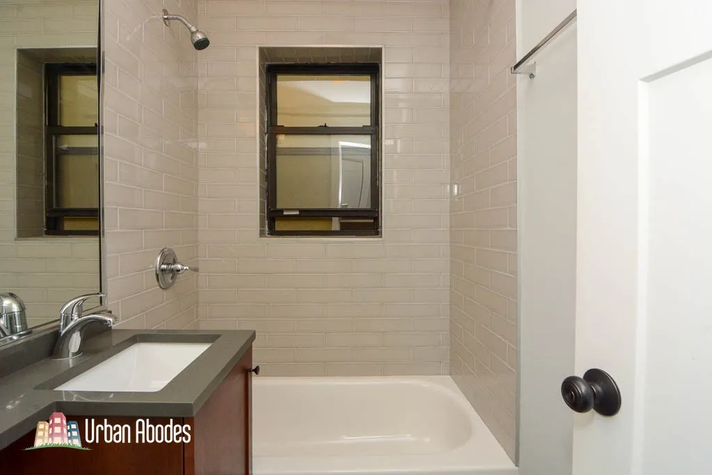 2908 N Mildred Ave, , 60657, USA 60657-unit#1R-Chicago-IL