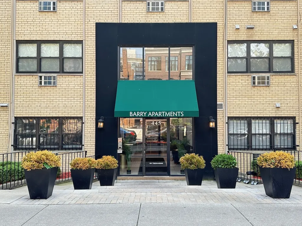 445 W Barry Ave, , 60657, USA 60657-unit#408-Chicago-IL