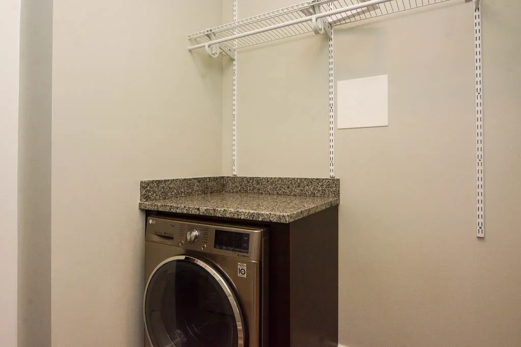 707 W Brompton Ave, ,  60657, USA 60657-unit#33-Chicago-IL