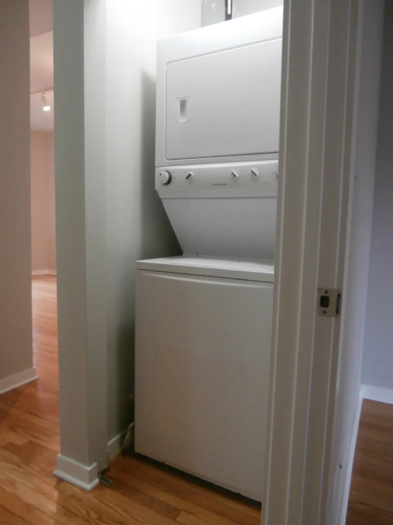 2323 W Arthur Ave, , 60645, USA 60645-unit#2-Chicago-IL