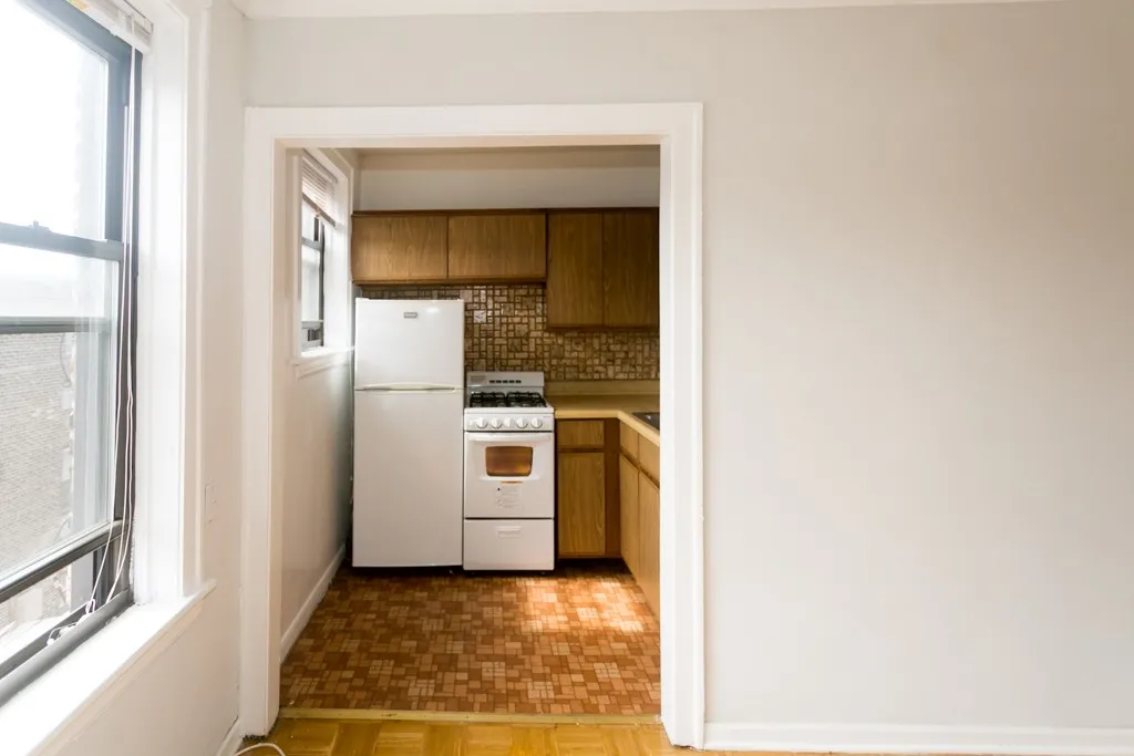 739 W Belmont Ave, ,  60657, USA 60657-unit#411-Chicago-IL