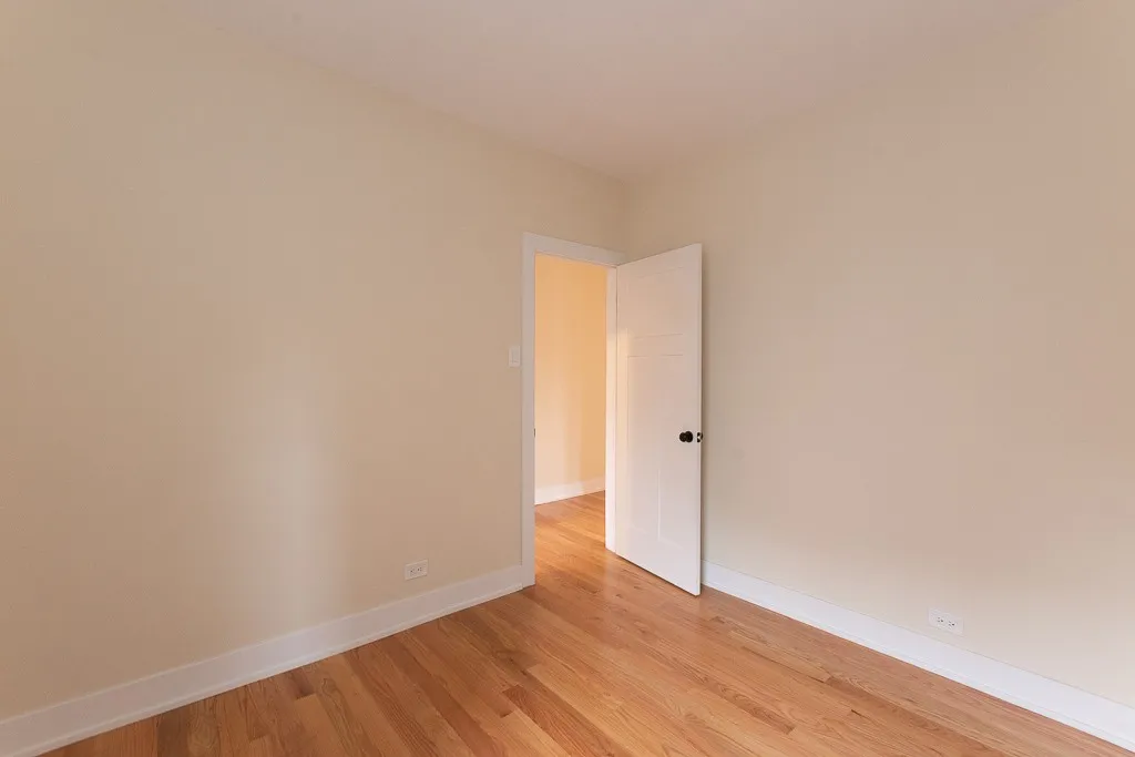 3722 N Pine Grove Ave, ,  60613, USA 60613-unit#3W-Chicago-IL