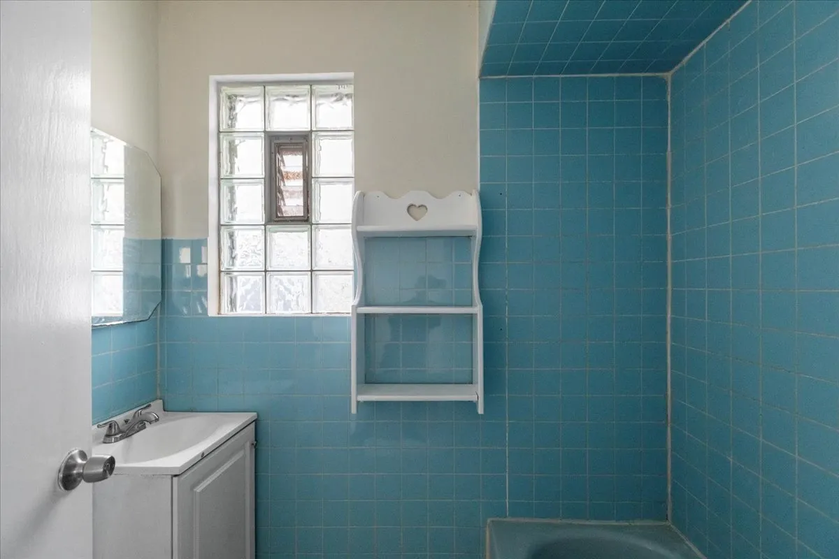 4450 S Wood St, , 60609, USA 60609-unit#2-Chicago-IL