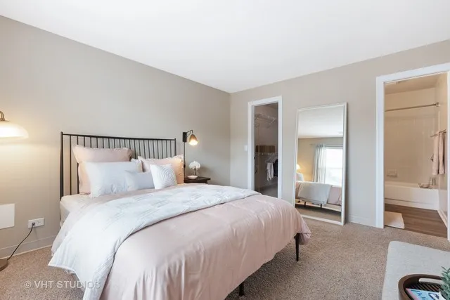 21 Kensington Cir, , 60189, USA 60189-unit#21-Wheaton-IL