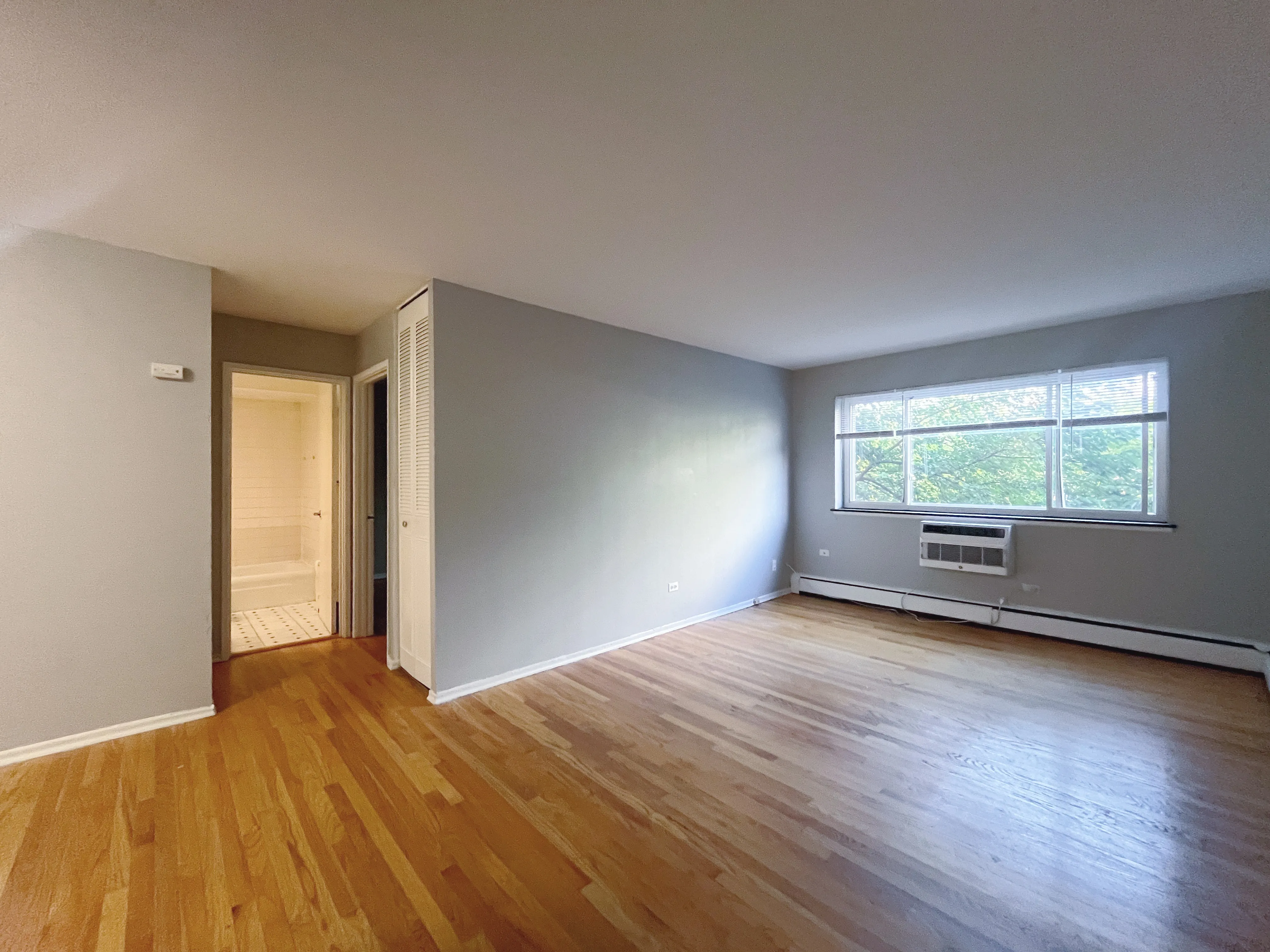 736 W Buena Ave, , 60613, USA 60613-unit#307-Chicago-IL