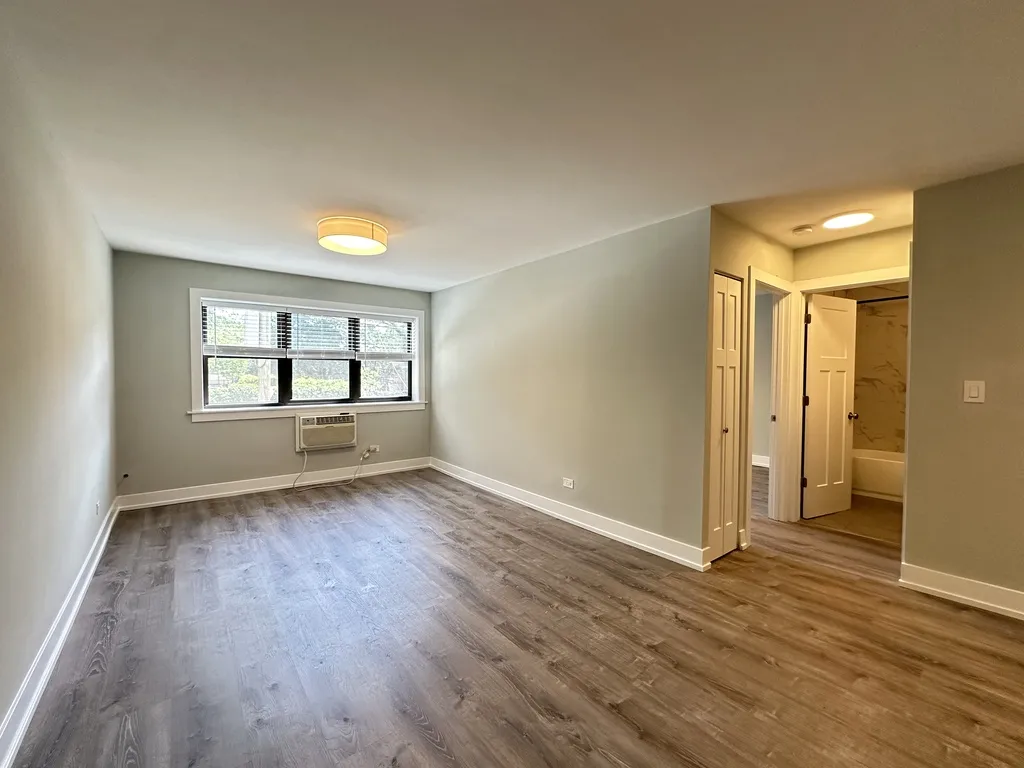 445 W Barry Ave, , 60657, USA 60657-unit#222-Chicago-IL