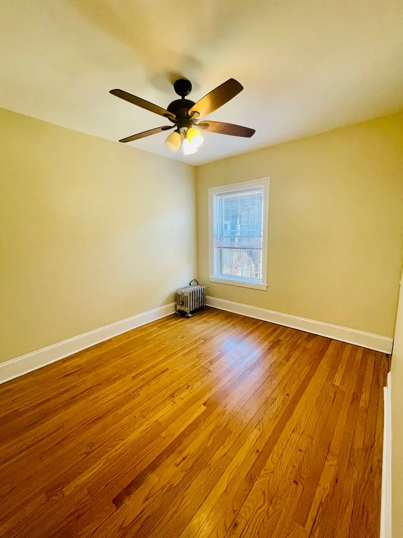 1331 W Touhy Ave, ,  60626, USA 60626-unit#3N-Chicago-IL