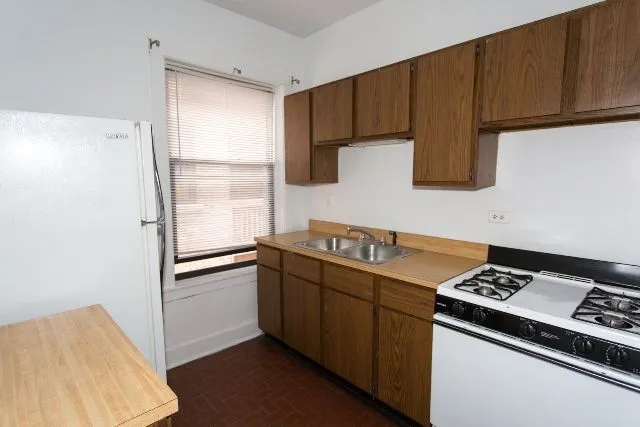 3521 N Racine Ave, , 60657, USA 60657-unit#2S-Chicago-IL