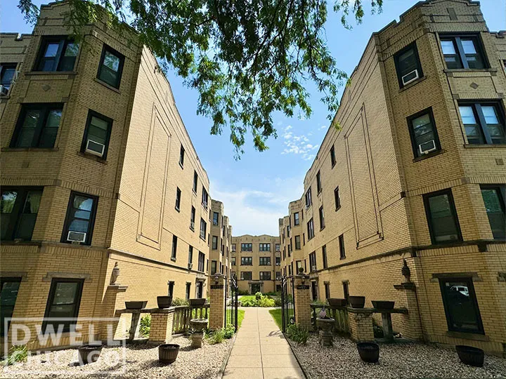 3815 N Greenview Ave, ,  60613, USA 60613-unit#3821-2E-Chicago-IL