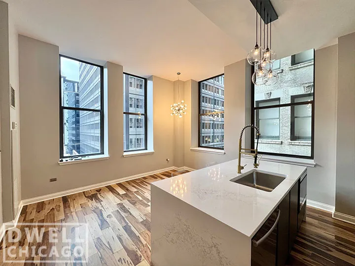 8 W Monroe St, , 60603, USA 60603-unit#700-Chicago-IL