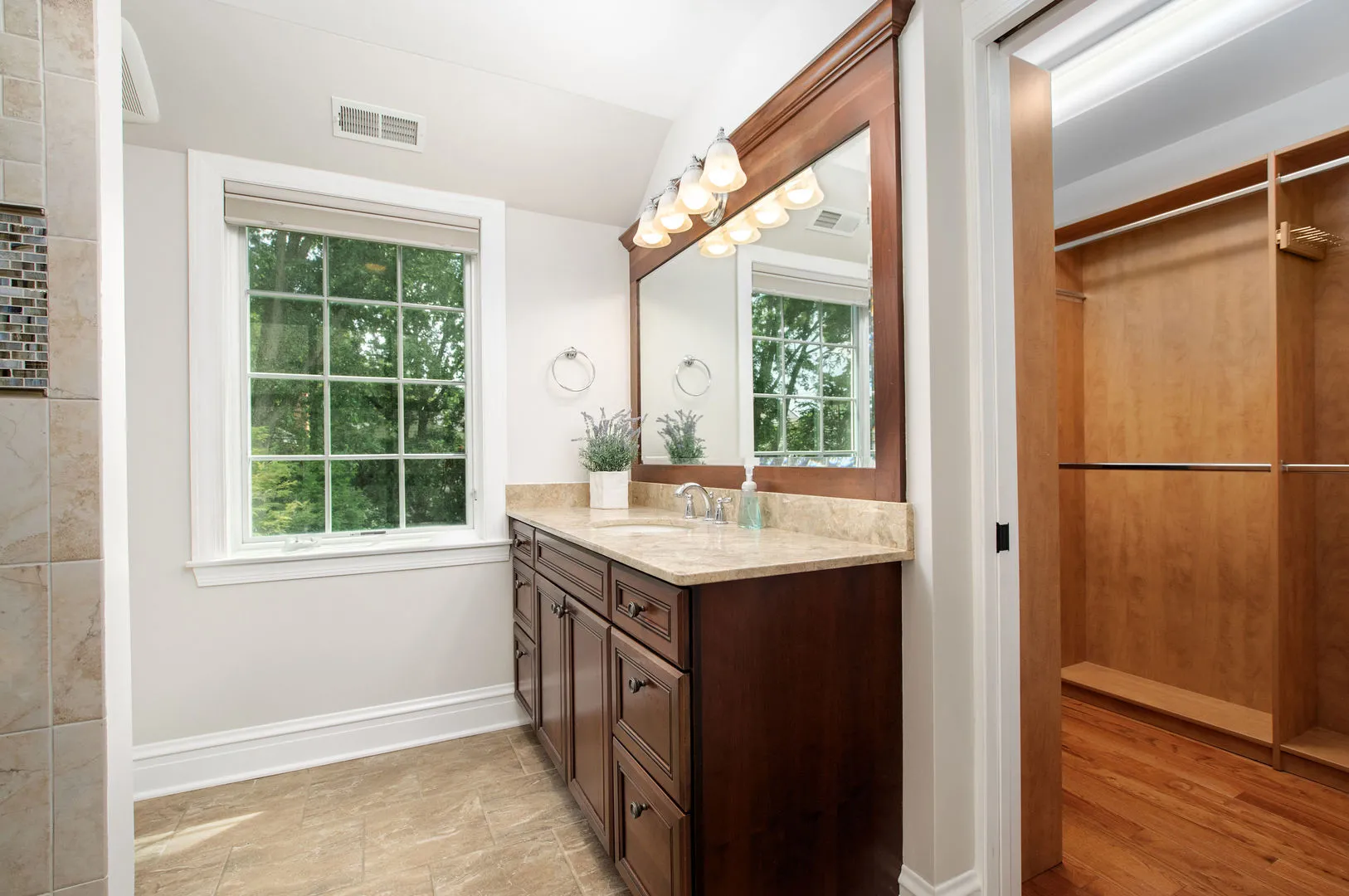 9445 Avers Ave, ,  60203, USA 60203-unit#9445-Evanston-IL