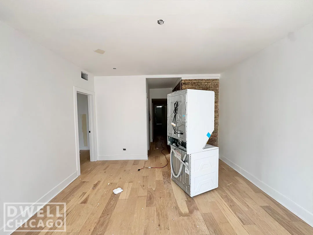 618 W Patterson Ave, ,  60613, USA 60613-unit#2E-Chicago-IL
