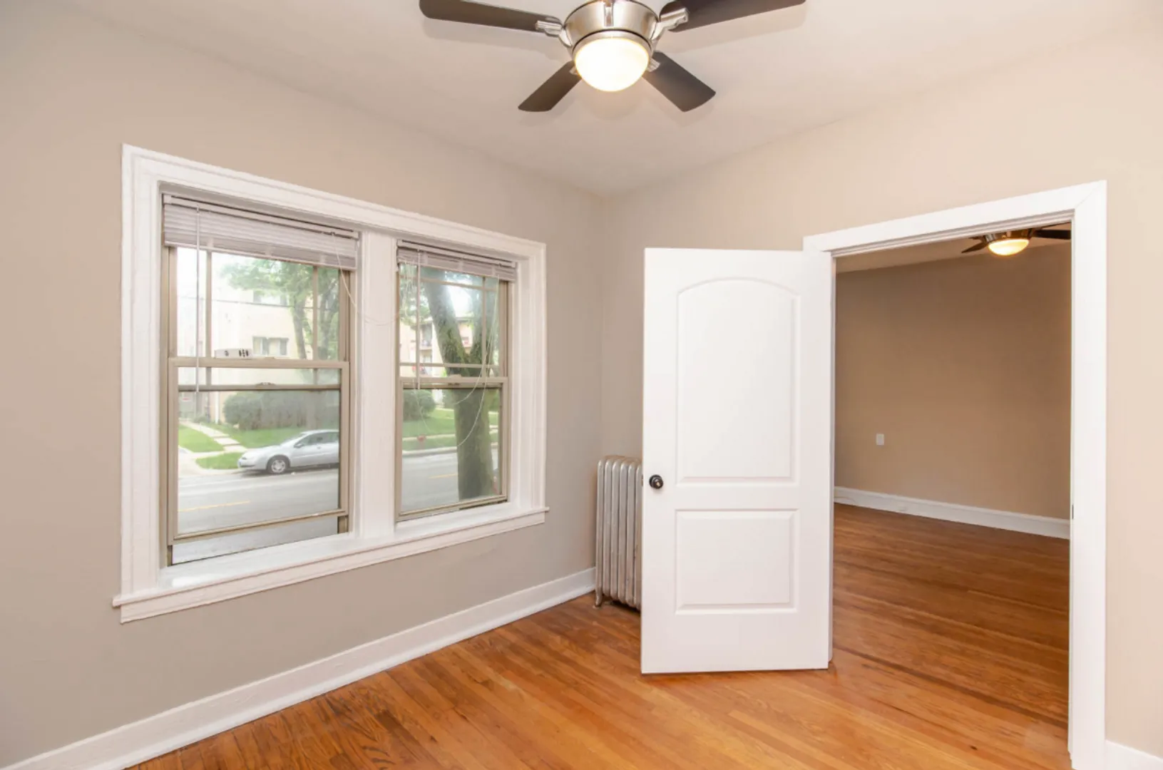 1337 W Touhy Ave, ,  60626, USA 60626-unit#3N-Chicago-IL