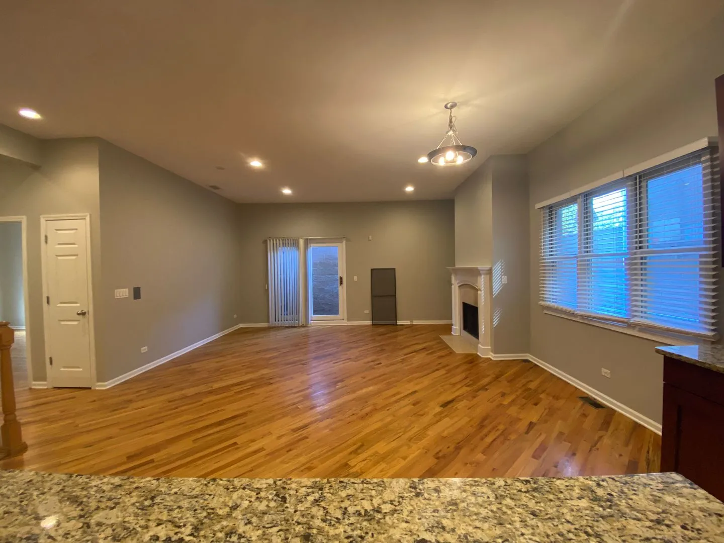 1528 W Greenleaf Ave, ,  60626, USA 60626-unit#1N-Chicago-IL