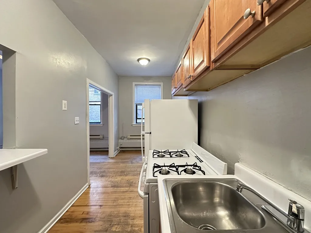 1050 W George St, ,  60657, USA 60657-unit#006-Chicago-IL