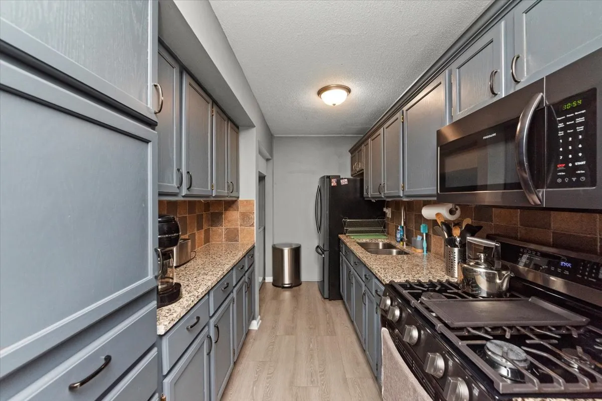 15 N Fernwood Dr, , 60440, USA 60440-Bolingbrook-IL