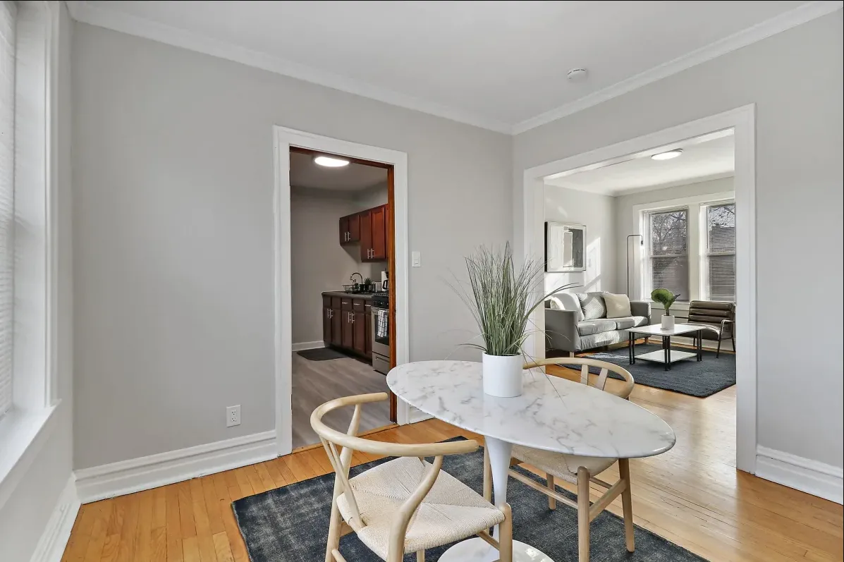 5518 W Barry Ave, ,  60641, USA 60641-unit#B-Chicago-IL