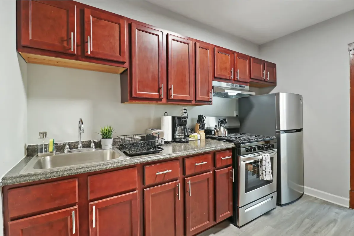 5518 W Barry Ave, ,  60641, USA 60641-unit#B-Chicago-IL