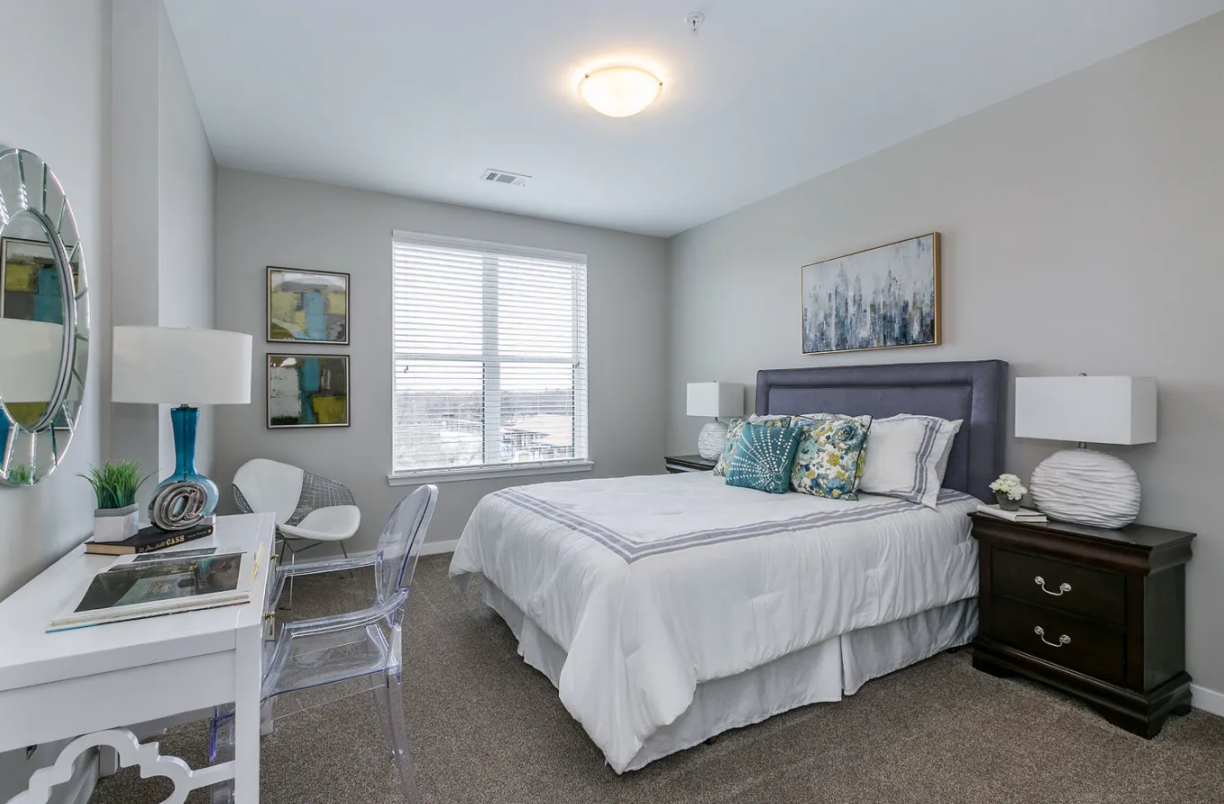 320 N Ellsworth St, Naperville, 60540, USA 60540-unit#402-Chicago-IL