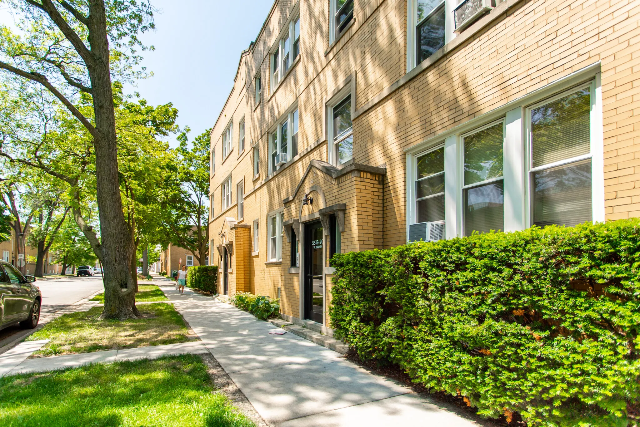 5518 W Barry Ave, ,  60641, USA 60641-unit#B-Chicago-IL