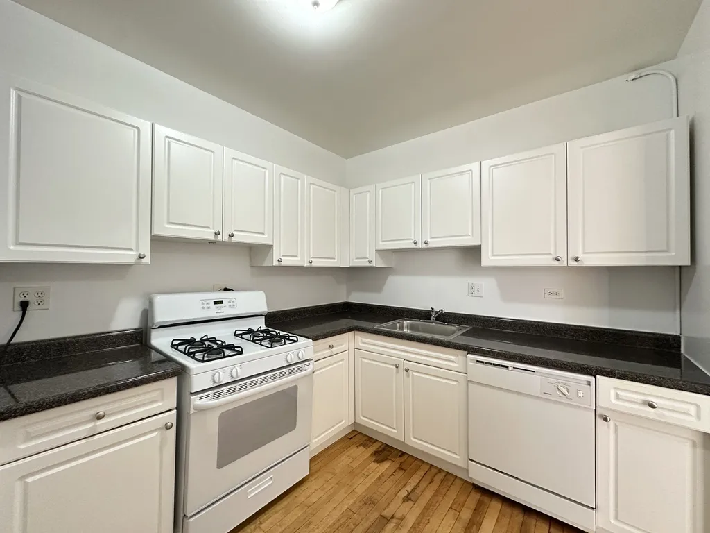 342 Park Ave, ,  60022, USA 60022-unit#3B-Glencoe-IL