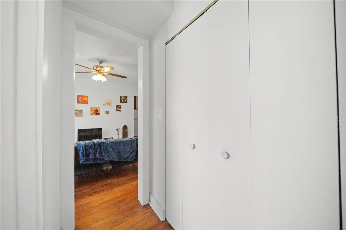 3727 N Pine Grove Ave, ,  60613, USA 60613-unit#203-Chicago-IL