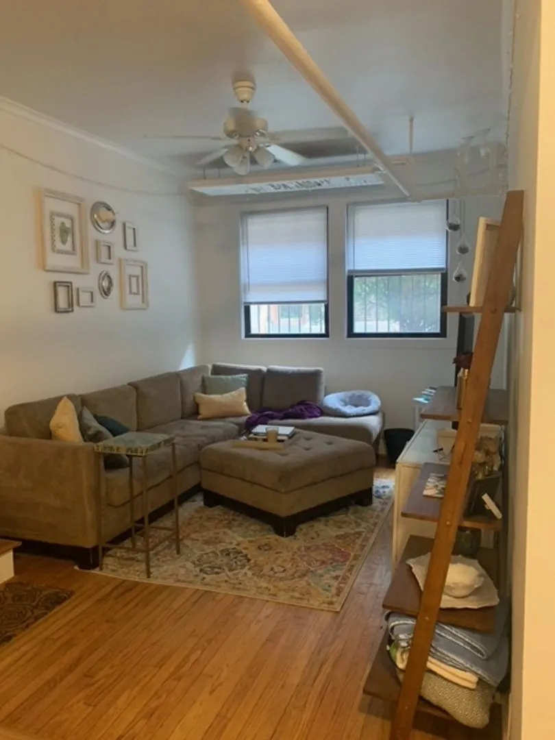 929 W Oakdale Ave, , 60657, USA 60657-unit#GARDEN-Chicago-IL