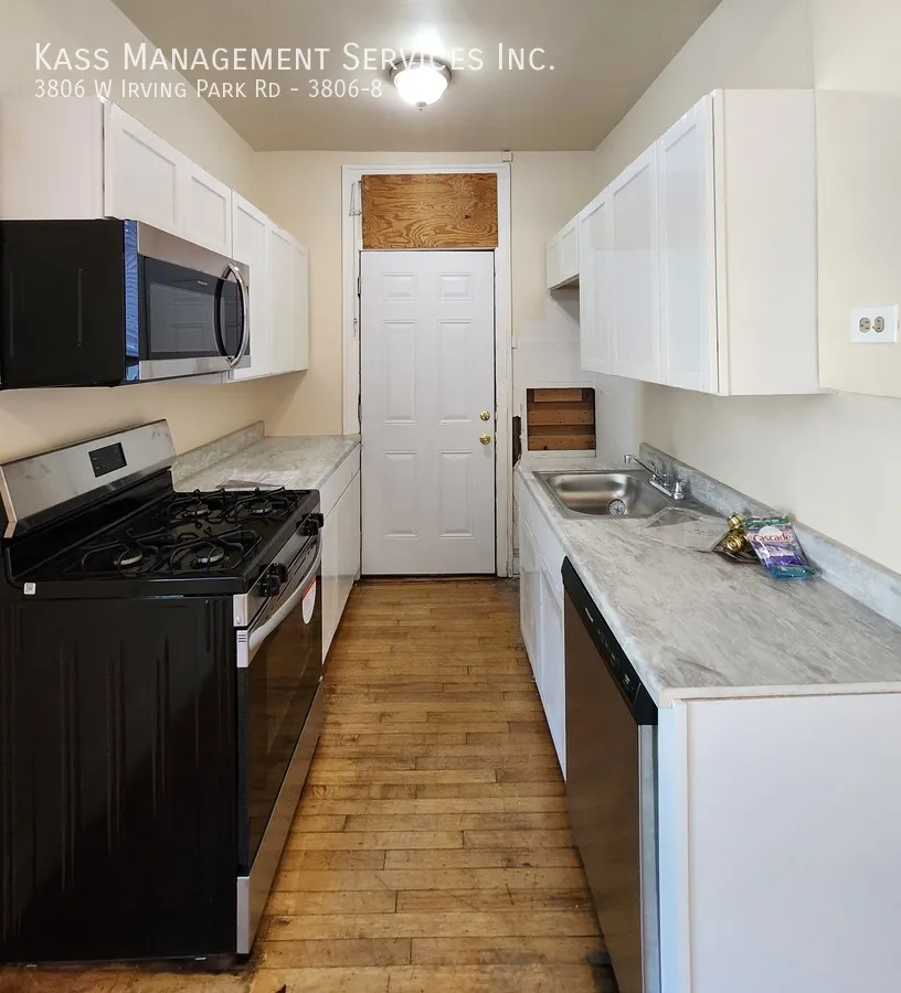 3806 W Irving Park Rd, , 60618, USA 60618-unit#3806-8-Chicago-IL