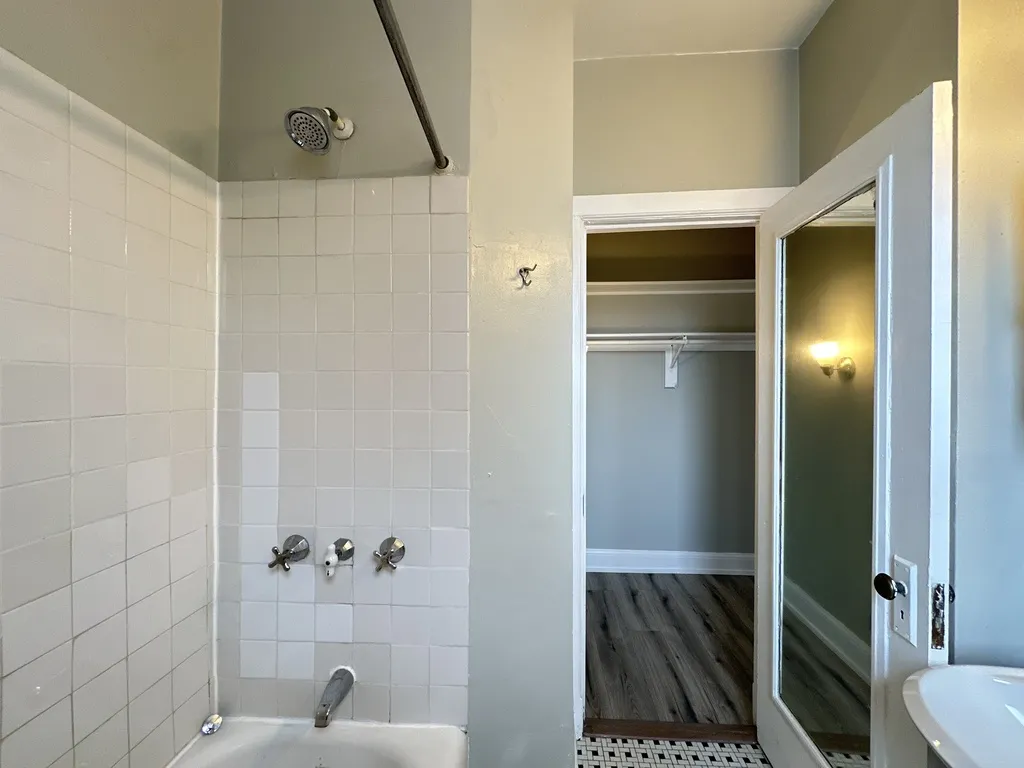 -unit#506-Chicago-IL
