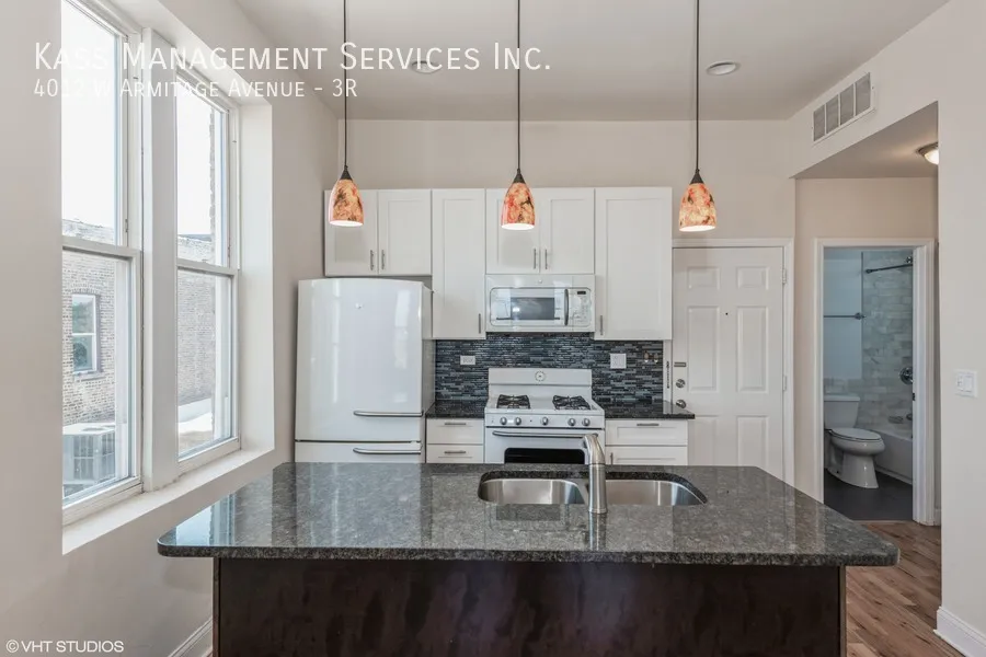 4012 W Armitage Ave, , 60639, USA 60639-unit#3R-Chicago-IL