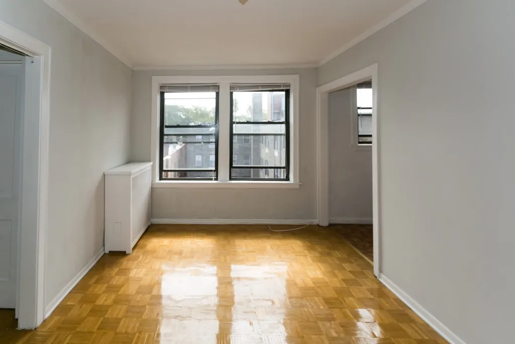 739 W Belmont Ave, ,  60657, USA 60657-unit#411-Chicago-IL