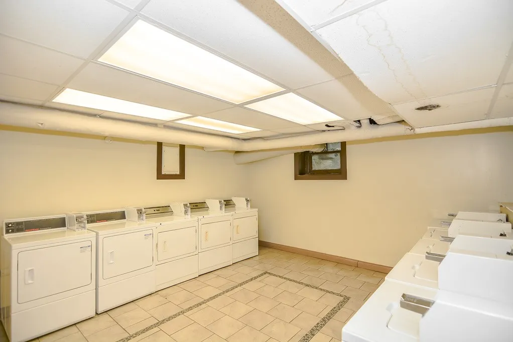 739 W Belmont Ave, , 60657, USA 60657-unit#315-Chicago-IL