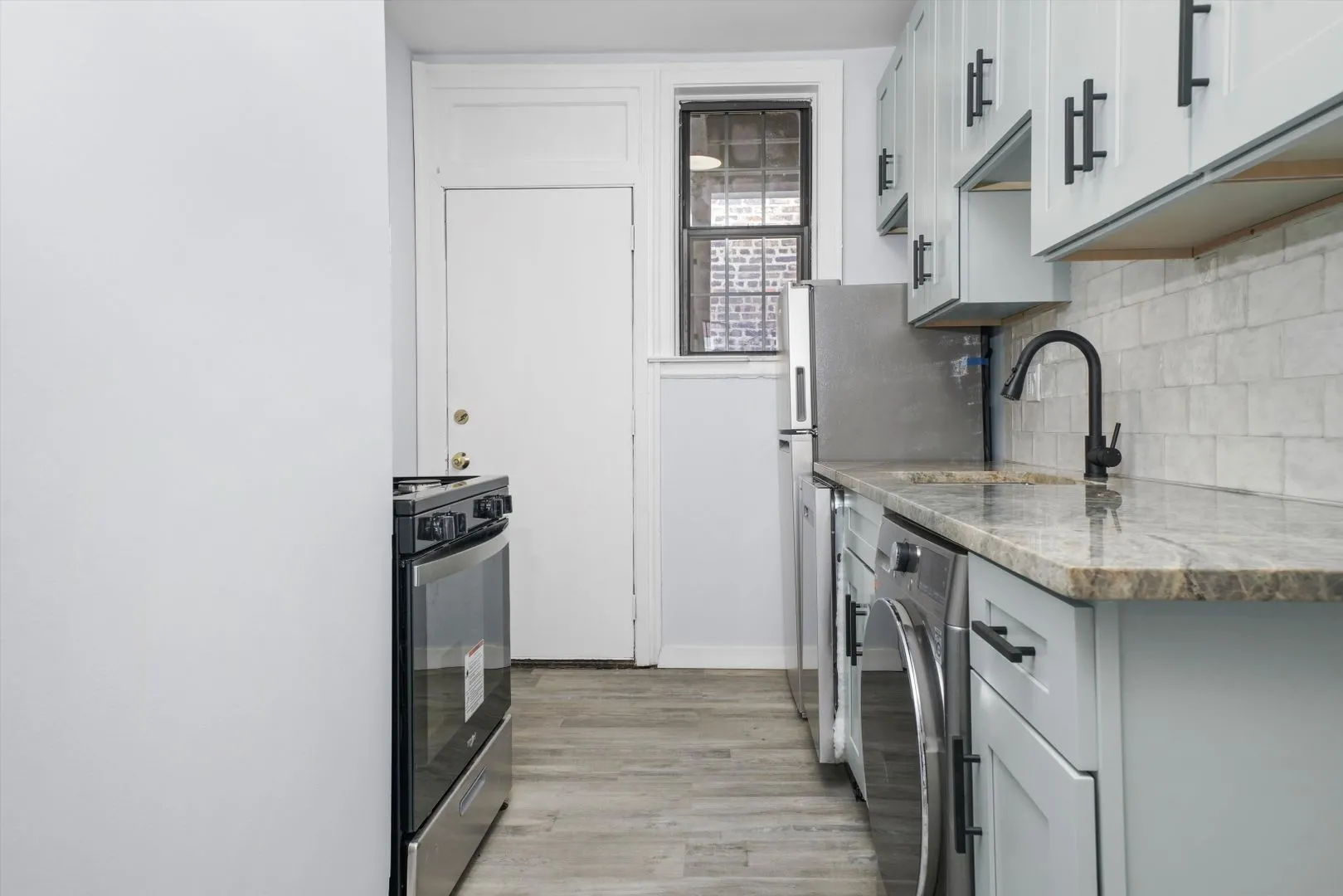 6126 S Ingleside Ave, ,  60637, USA 60637-unit#1W-Chicago-IL