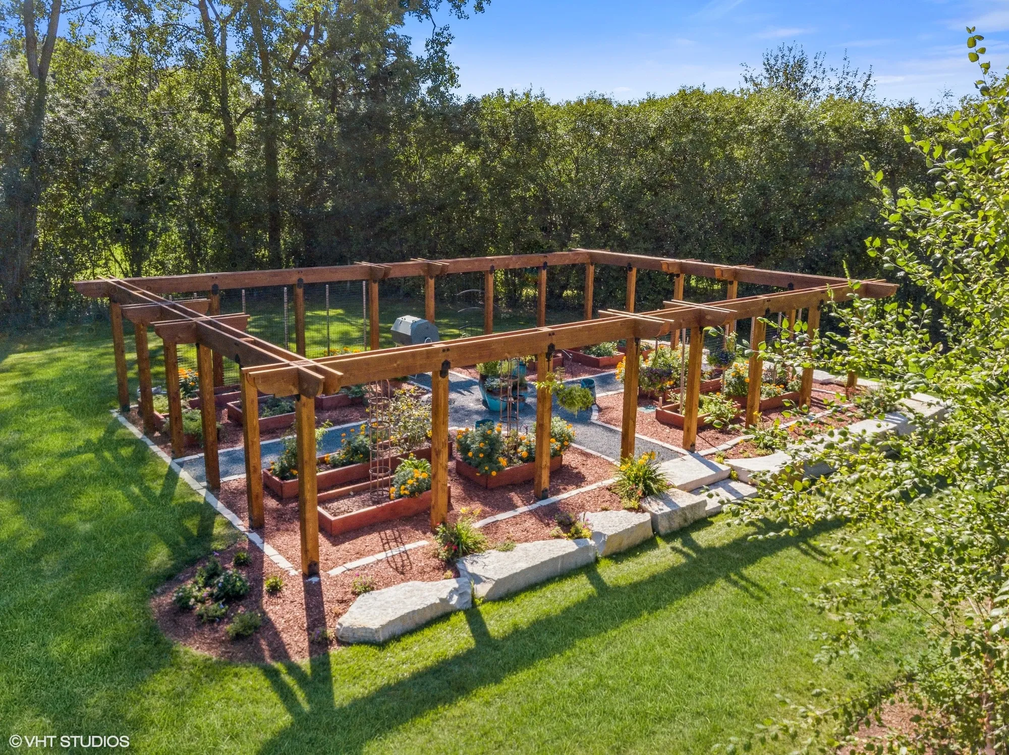 675 Old Barrington Rd, , 60010, USA 60010-North Barrington-IL