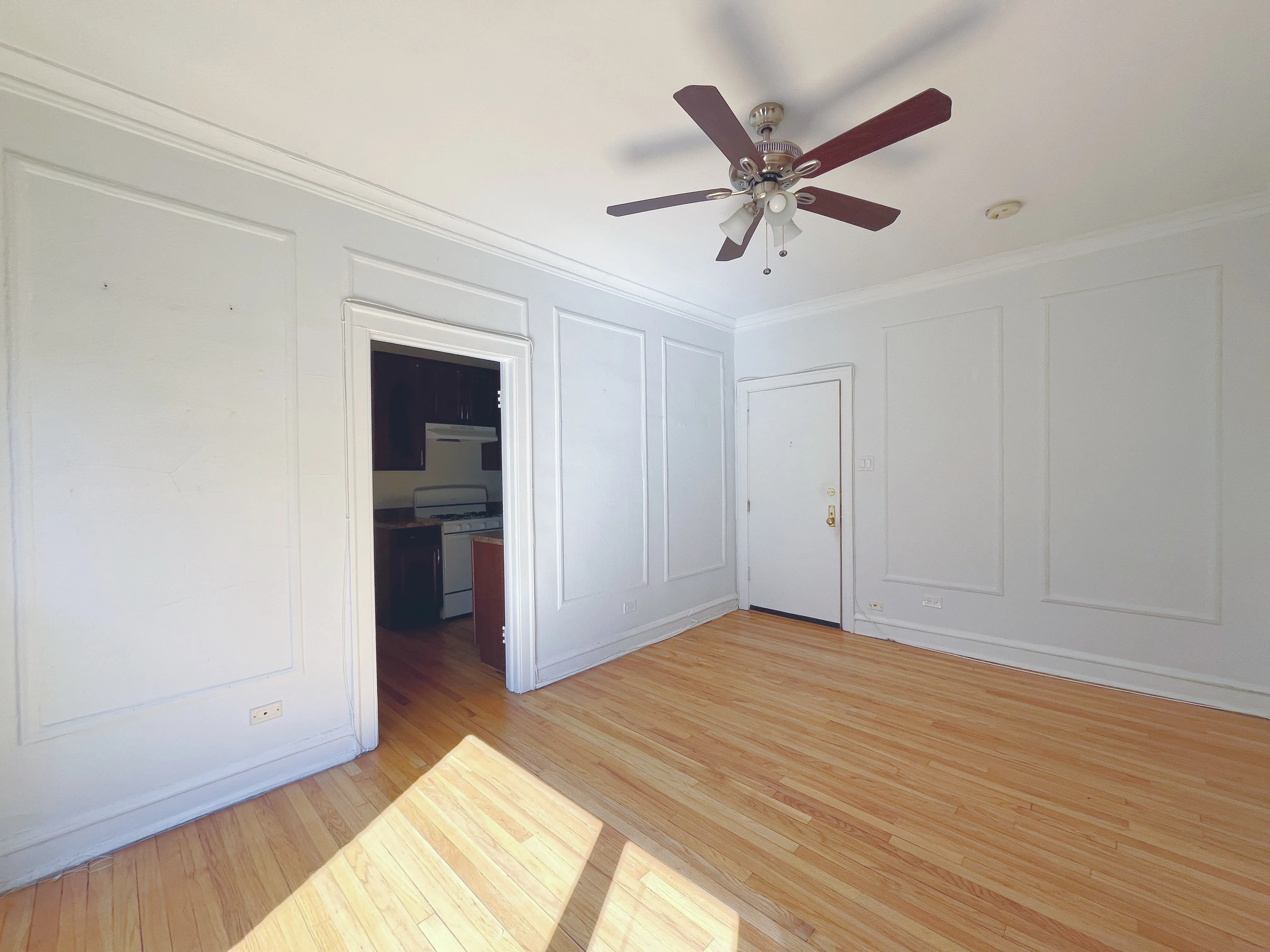 3449 N Elaine Pl, ,  60657, USA 60657-unit#403-Chicago-IL