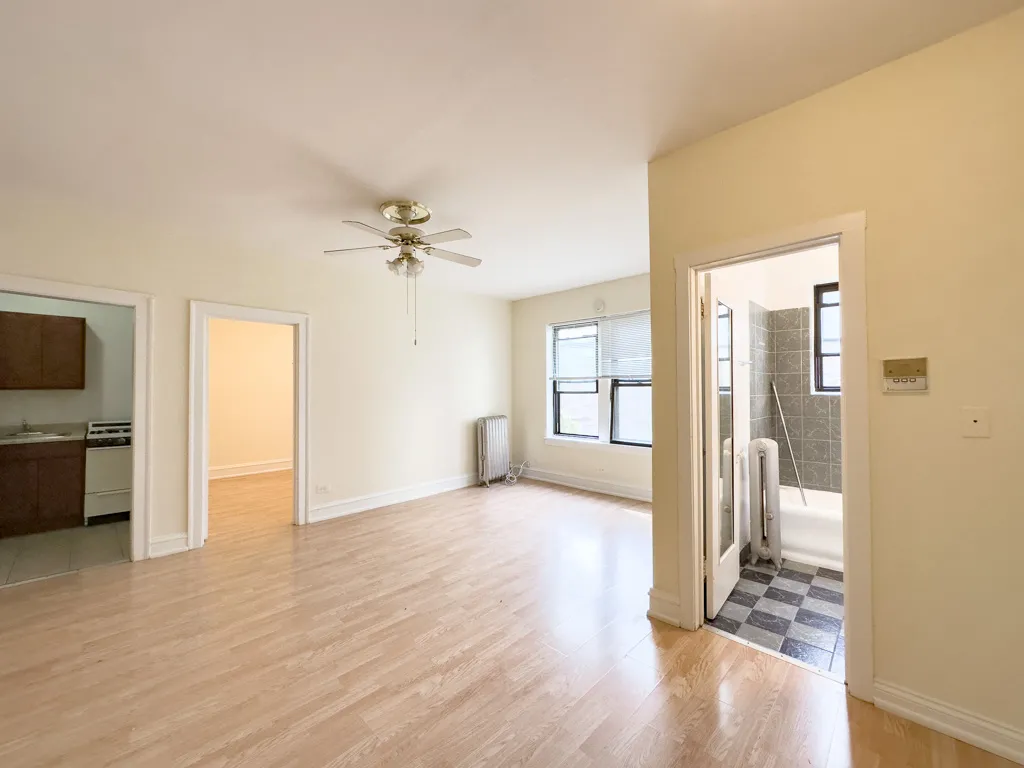4851 N Damen Ave, ,  60625, USA 60625-unit#110-Chicago-IL