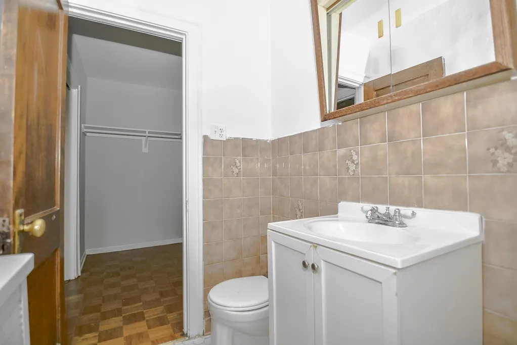 739 W Belmont Ave, , 60657, USA 60657-unit#315-Chicago-IL