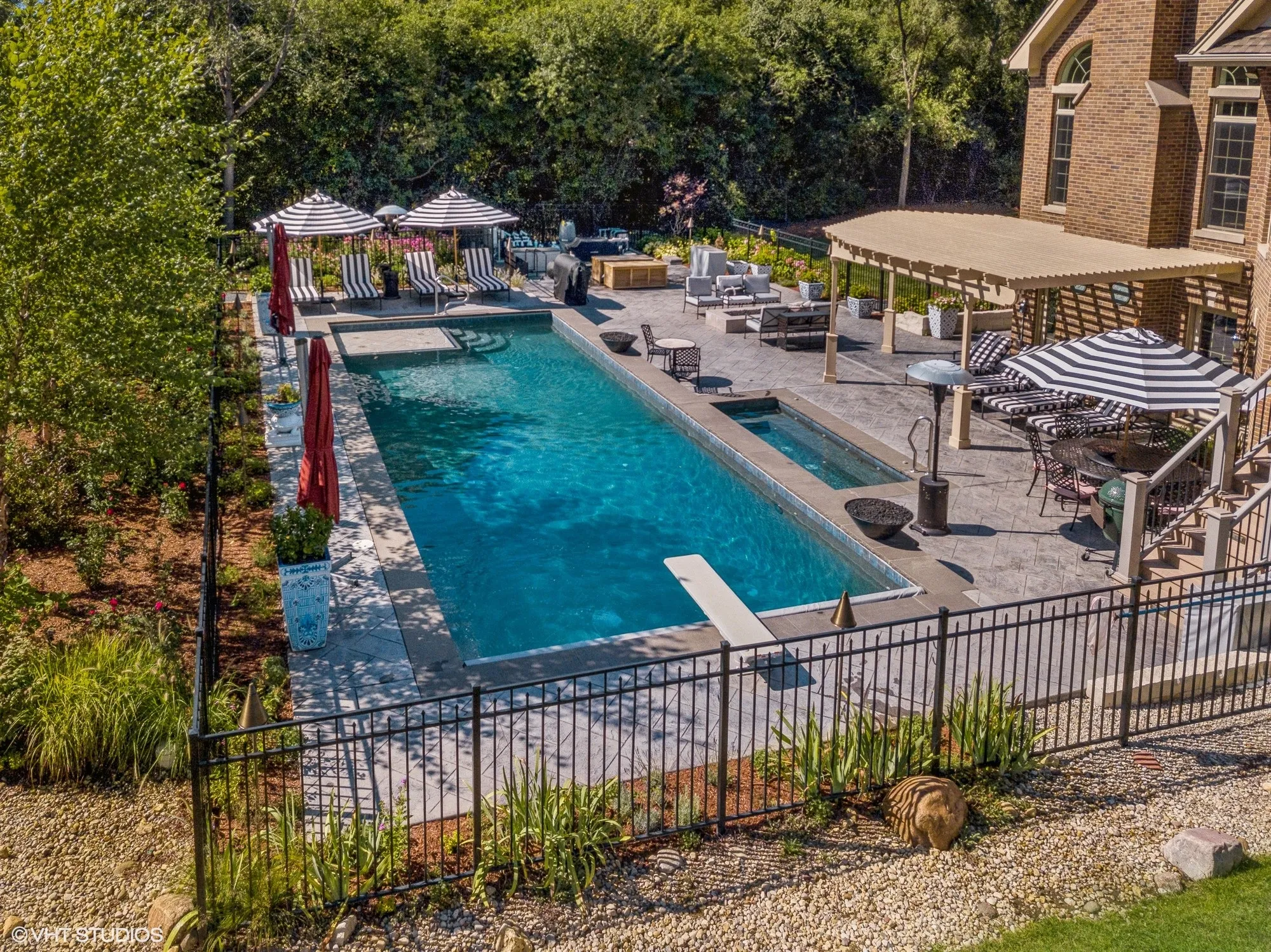 675 Old Barrington Rd, , 60010, USA 60010-North Barrington-IL