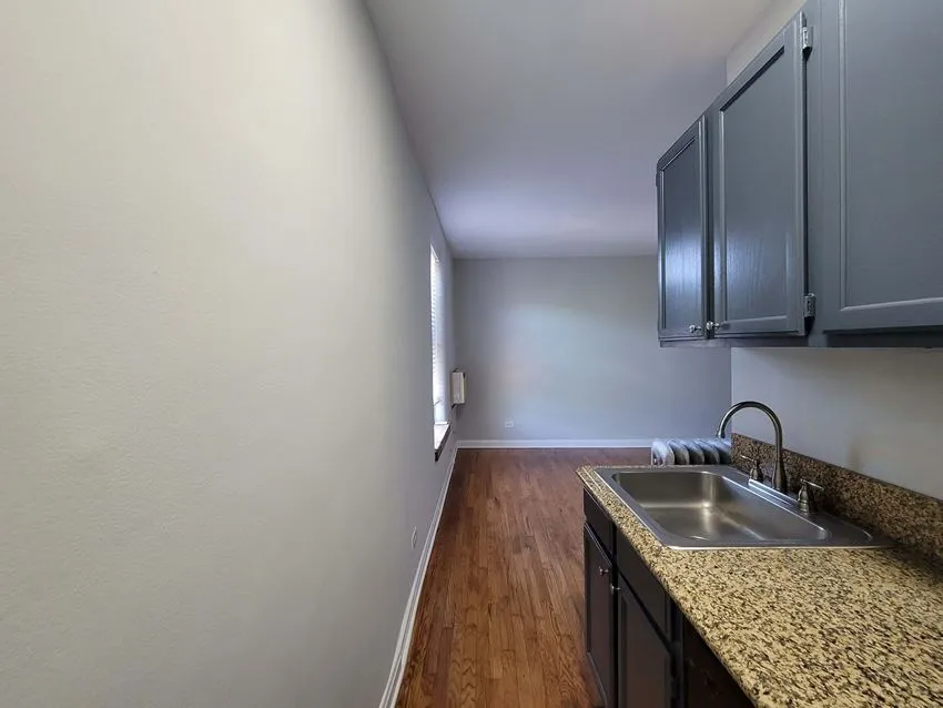 3524 N Marshfield Ave, ,  60657, USA 60657-unit#2H-Chicago-IL