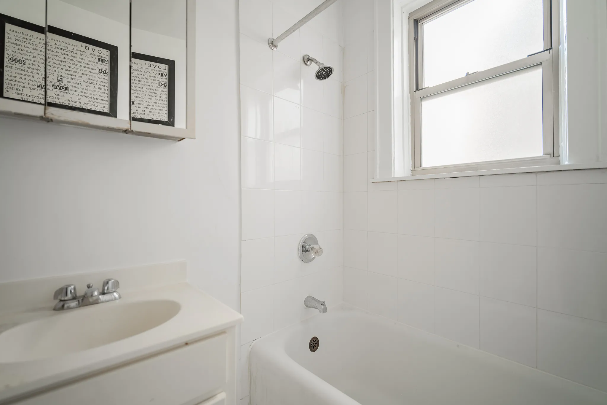 2436 W Rosemont Ave, ,  60659, USA 60659-unit#SE3-Chicago-IL