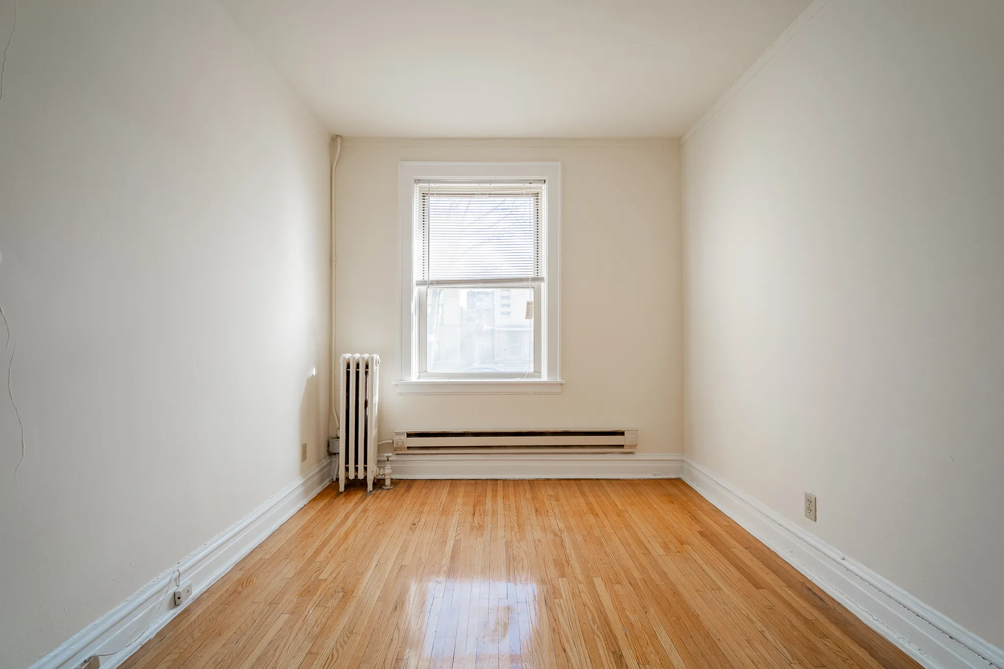 2436 W Rosemont Ave, ,  60659, USA 60659-unit#SE3-Chicago-IL