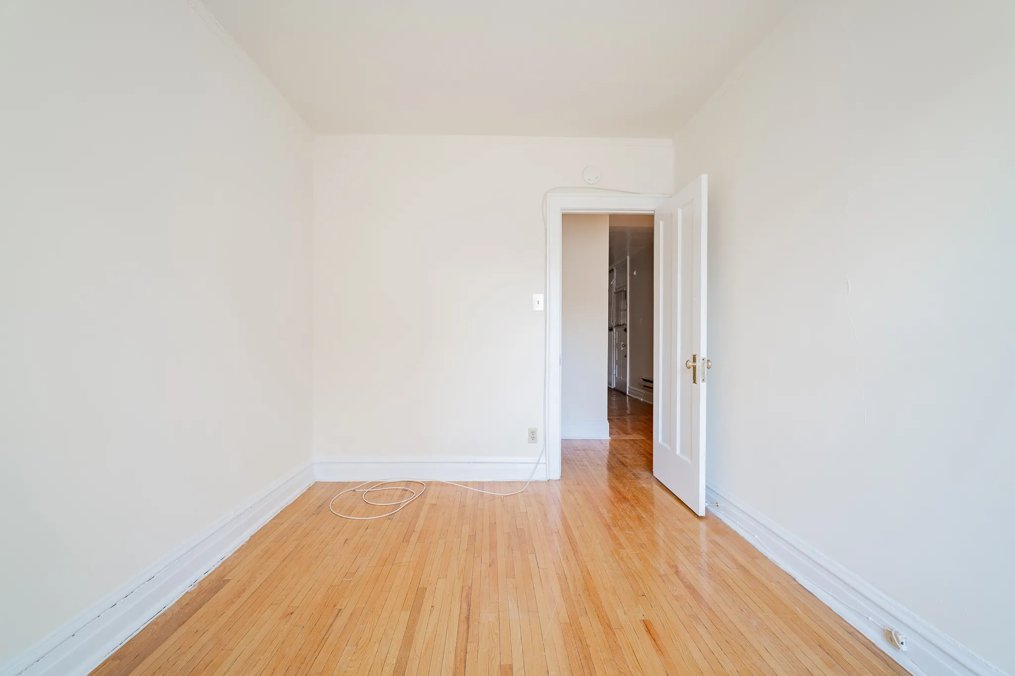 2436 W Rosemont Ave, ,  60659, USA 60659-unit#SE3-Chicago-IL