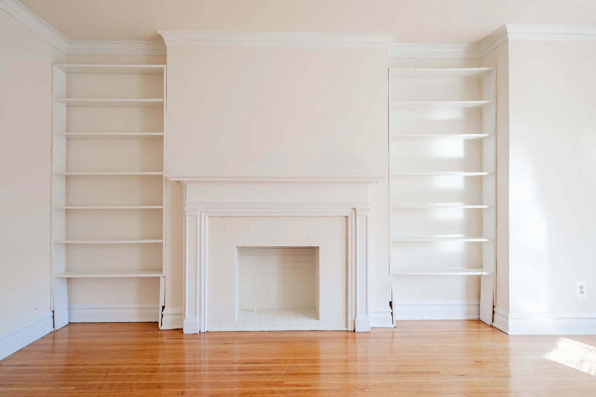 2436 W Rosemont Ave, ,  60659, USA 60659-unit#SE3-Chicago-IL