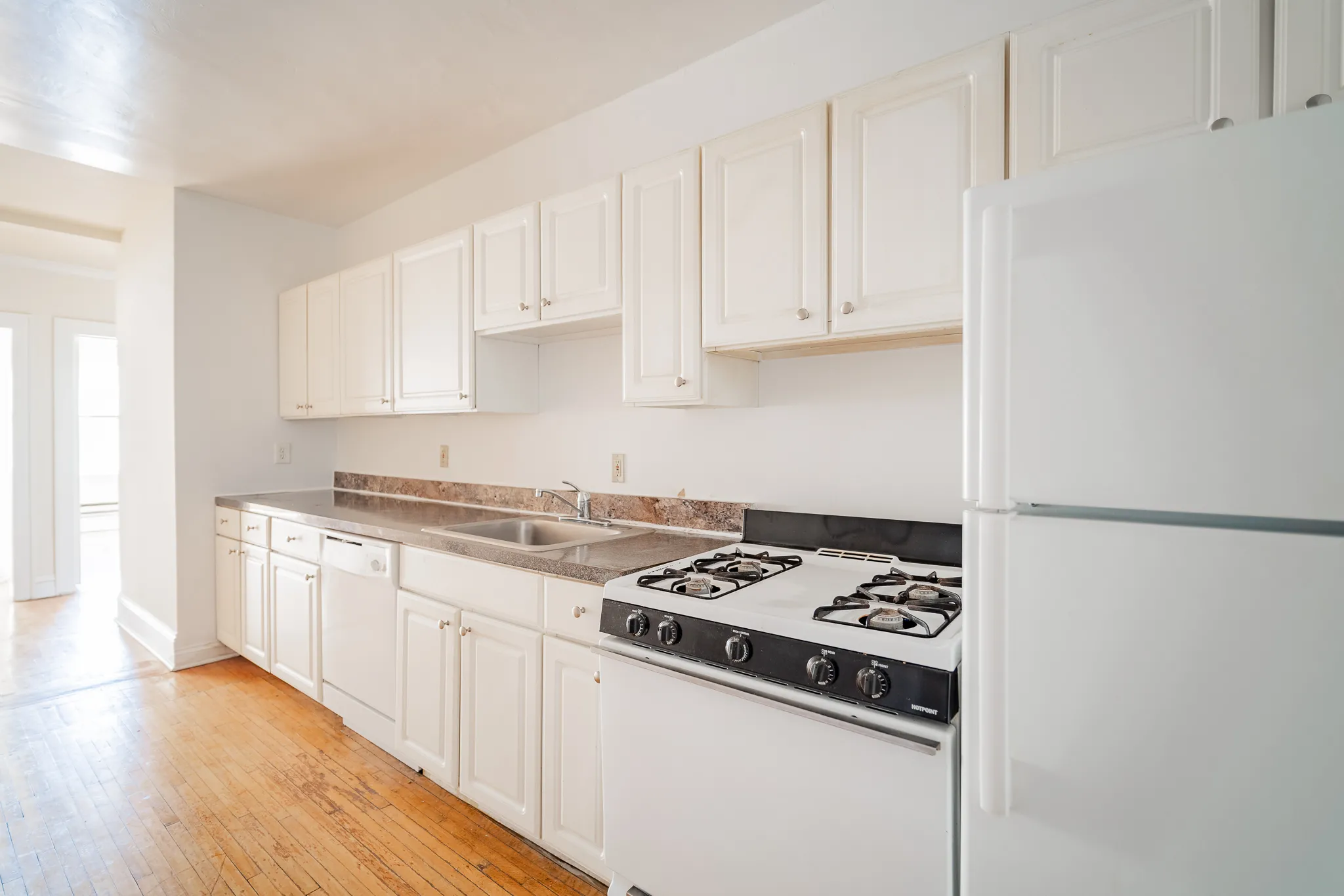 2436 W Rosemont Ave, ,  60659, USA 60659-unit#SE3-Chicago-IL