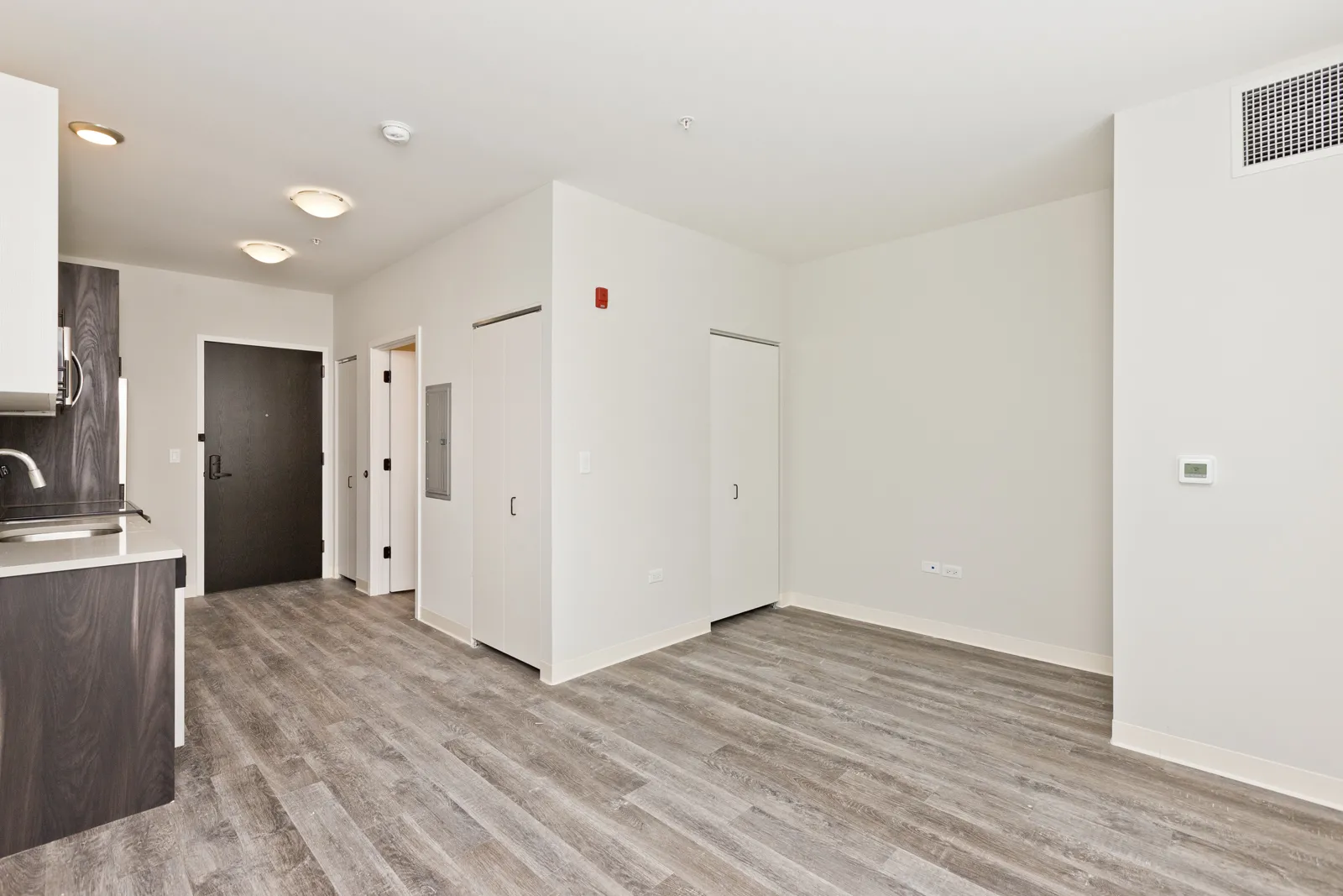 6149 N Broadway, ,  60660, USA 60660-unit#303-Chicago-IL