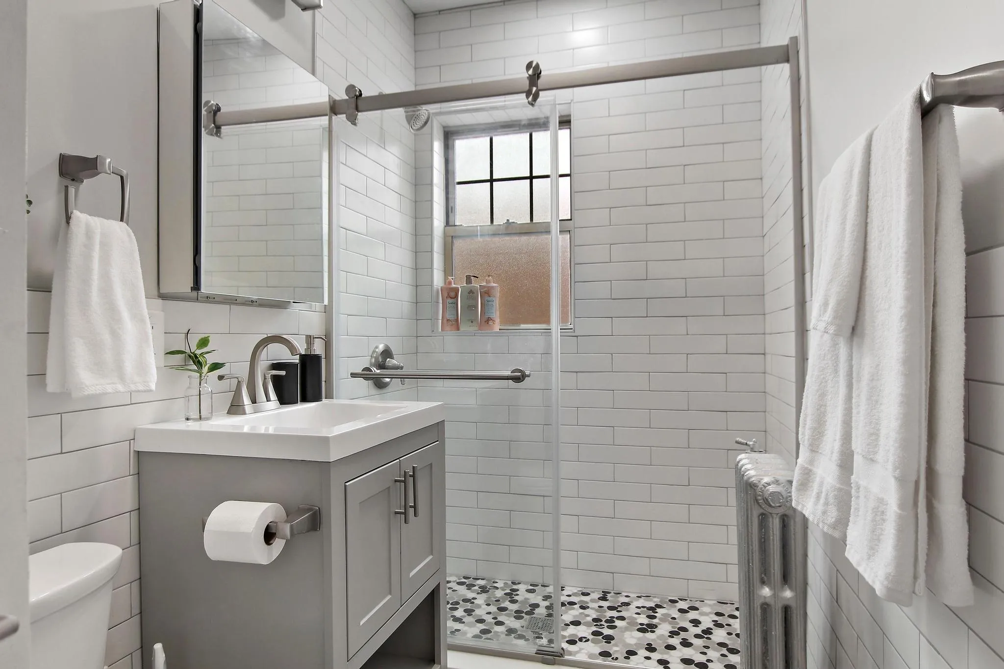 810 Dempster St, Evanston, 60202, USA 60202-unit#215-Chicago-IL